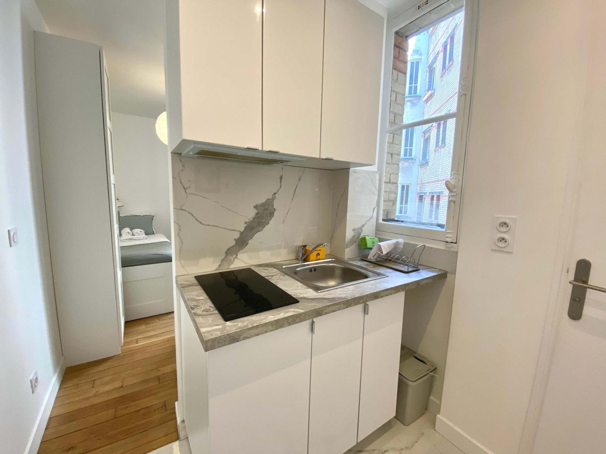 New 421 Presley - Cosy Center